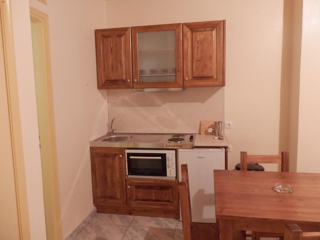 The Garden's Guest house Vlikhon